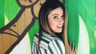 Στο κομμωτήριο για βαφή η Μαριέττα Χρουσαλά | Δες πώς έκανε τα μαλλιά της