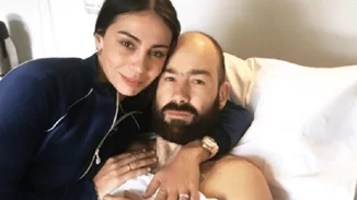 Περαστικά «Kill Bill» | Η τρυφερή φωτογραφία της Ολυμπίας Χοψονίδου μέσα από το νοσοκομείο