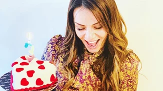 Γενέθλια για την Ελένη Τσολάκη | Η αποκάλυψη της ηλικία της και ο απολογισμός