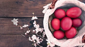 3 tips για να μην σπάσουν τα πασχαλινά αυγά
