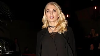 Κωνσταντίνα Σπυροπούλου | Δείχνει το σαλόνι (υπερπαραγωγή) του σπιτιού της (pics)