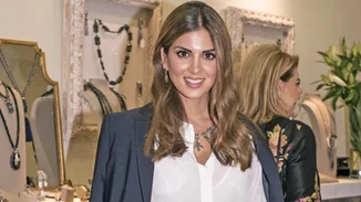 Σταματίνα Τσιμτσιλή | Ποζάρει με φουσκωμένη κοιλίτσα και τις δύο κόρες της! (φωτογραφία από την εγκυμοσύνη)