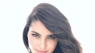 H Ηλιάνα Παπαγεωργίου έκανε την τέλεια εμφάνιση στο κόκκινο χαλί του Madwalk