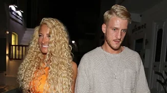 Ιωάννα Τούνη | Δες πώς έκανε τα μαλλιά της και τι φόρεσε για να βγει με τον ξανθό -πλέον- σύντροφό της