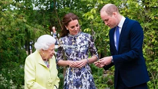 Kate Middleton | Με την βασίλισσα Ελισάβετ & τον πρίγκιπα William στην ανθοκομική έκθεση