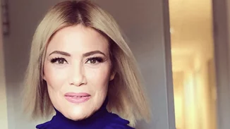 Κωνσταντίνα Μιχαήλ | Το απίστευτο σώμα της 52χρονης με μαγιό, η δίαιτα και το μήνυμα προς όλες τις γυναίκες