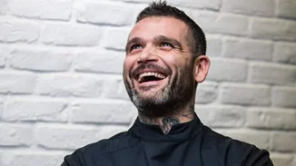 Διονύσης Αλέρτας | Πιο ερωτευμένος από ποτέ! Θα παντρευτεί;