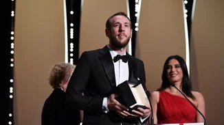 Cannes report  | Χρυσός Φοίνικας στον Έλληνα σκηνοθέτη Βασίλη Κεκάτο