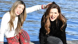 Βάσω Λασκαράκη | Η απουσία της Οικονομάκου από το γάμο της και η αλήθεια για τη σχέση τους