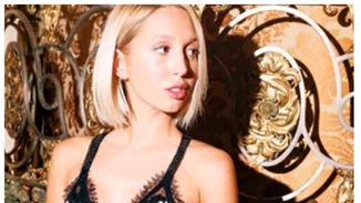 Μαρία Ολυμπία | Σαν μοντέλο στην ορκωμοσία της η κόρη του Παύλου και της Μαρί Σαντάλ (pics)