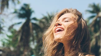 Self-care: 10 ιδέες για να φροντίσεις τον εαυτό σου σήμερα κιόλας