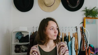 5 πράγματα που πρέπει να πετάξεις από την ντουλάπα σου τώρα