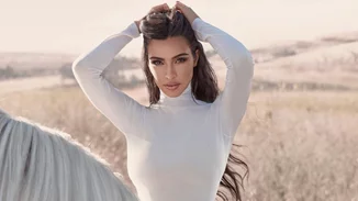 Η Kim Kardashian έδειξε για πρώτη φορά το τέταρτο παιδί της και αποκάλυψε το όνομά του
