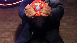 Κορυφαίος αθλητής κάνει το χορευτικό του «ΜΑΜΑ»