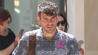 Χρήστος Μπάρκας | Ο “Mr Κρατς” σε καθημερινές στιγμές με τη συνοδό του!