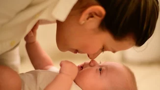 Η επιστήμη πίσω από την άδεια μητρότητας