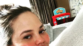Chrissy Teigen | Μίλησε για τις δυσκολίες που αντιμετωπίζει και τους εφιάλτες που την ταλαιπωρούν
