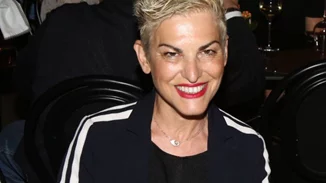 Νέα μέρα, νέα μαλλιά για την Ελένη Ψυχούλη | Μετά το κοντό ξανθό ακόμα μία ανατρεπτική αλλαγή