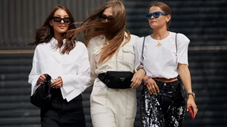 H πιο μίνιμαλ τσάντα των 90's επιστρέφει