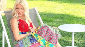 Ελένη Μενεγάκη | Το σημάδι στο χέρι και το σχόλιο follower (pics)