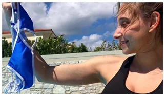 Φωτεινή Αθερίδου | Η εγκυμοσύνη τής πάει υπερβολικά πολύ!