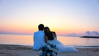 Παντρεύεσαι καλοκαίρι; 6 ιδέες που θα απογειώσουν τον γάμο σου