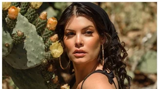 Μαρία Κορινθίου | Δείχνει τον πιο hot τρόπο να ετοιμάσεις dinner για δύο!