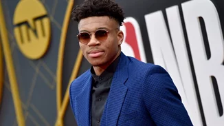 Γιάννης Αντετοκούνμπο | Από παιδί - θαύμα, στην κορυφή του ΝΒΑ