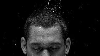 Σωτήρης Κοντιζάς | Μπορείς να φανταστείς τι κάνει και είναι τόσο γοητευτικός;