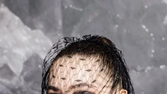 Το μακιγιάζ στο show Dior μας κάνει να θέλουμε να έρθει ο χειμώνας (πώς το κατάφερε;)