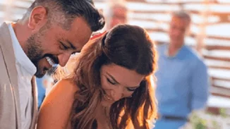 Βάσω Λασκαράκη-Λευτέρης Σουλτάτος | Με αυτό το τραγούδι έκοψαν τη γαμήλια τούρτα τους!