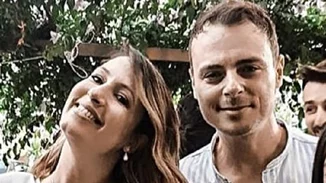 Νίκος Μίχας | Παντρεύτηκε την εγκυμονούσα σύντροφό του (pics)