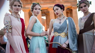 Δε θα ξεπεράσουμε ποτέ όσα είδαμε στο show Alta Moda του οίκου Dolce & Gabbana