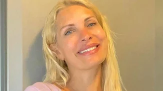 Ελένη Μενεγάκη | Ποζάρει αγκαλιά με την κόρης της, Μαρίνα, με αφορμή τη γιορτή της!