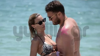 Γαρυφαλλιά Καληφώνη | Full in love στη Μύκονο! Τα τρυφερά στιγμιότυπα