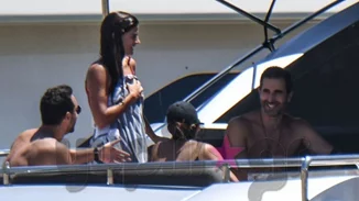 Σάκης Τανιμανίδης & Χριστίνα Μπόμπα | Διακοπές στο σκάφος με τους κουμπάρους τους!