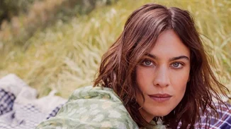 Alexa Chung | Η αποκάλυψη του προβλήματος υγείας της