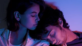 Kaia Gerber | Έκανε ντεμπούτο σε video clip – Με ποιον τραγουδιστή συνεργάστηκε;