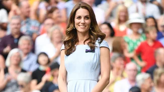 Η Kate Middleton δέχθηκε ένα μοναδικό δώρο για τον πρίγκιπα Louis στο Wimbledon