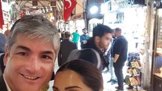 Σταματίνα Τσιμτσιλή | Με το νέο super καλοκαιρινό mini Zara look που λατρέψαμε