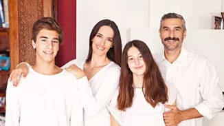 Στο Instagram της Νόνης Δούνια | Oι οικογενειακές στιγμές με τα δύο παιδιά της και τον Κυριάκο Μουρατίδη