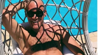 Αντίνοος Αλμπάνης | Η δημόσια αποκάλυψη για τις χημειοθεραπείες που κάνει