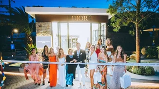 Το πρώτο pop up store "Maison Christian Dior" άνοιξε στη Μύκονο