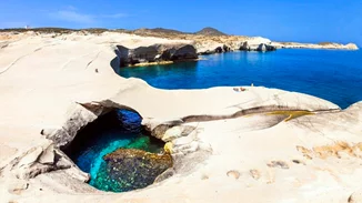 Η Μήλος είναι το καλύτερο νησί στην Ευρώπη! Ποια άλλα ελληνικά νησία βρίσκονται στη λίστα;