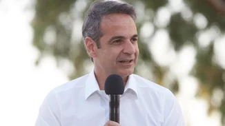 Κυριάκος Μητσοτάκης | Η οικογενειακή φωτογραφία μετά τη νίκη στις εκλογές