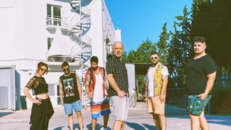 Νίκος Μουτσινάς | Μεταγραφή- βόμβα! Ποιο κανάλι «κλέβει» το «Για την παρέα» από το OPEN;