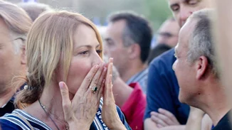 Τζένη Μπαλατσινού | Συνόδευσε τον Βασίλη Κικίλια στην τελευταία προεκλογική ομιλία του Κυριάκου Μητσοτάκη στο Θησείο!