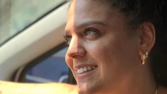 Δανάη Μπάρκα | Ποζάρει με μαγιό και γίνεται χαμός από τα likes! (pic)