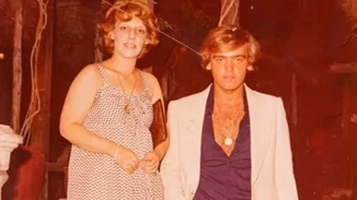 Δεν θα πιστέψεις ποιος είναι ο Έλληνας άντρας της φωτογραφίας!