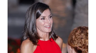 Γιατί αυτή εμφάνιση της βασίλισσας Letizia μάς ενθουσίασε